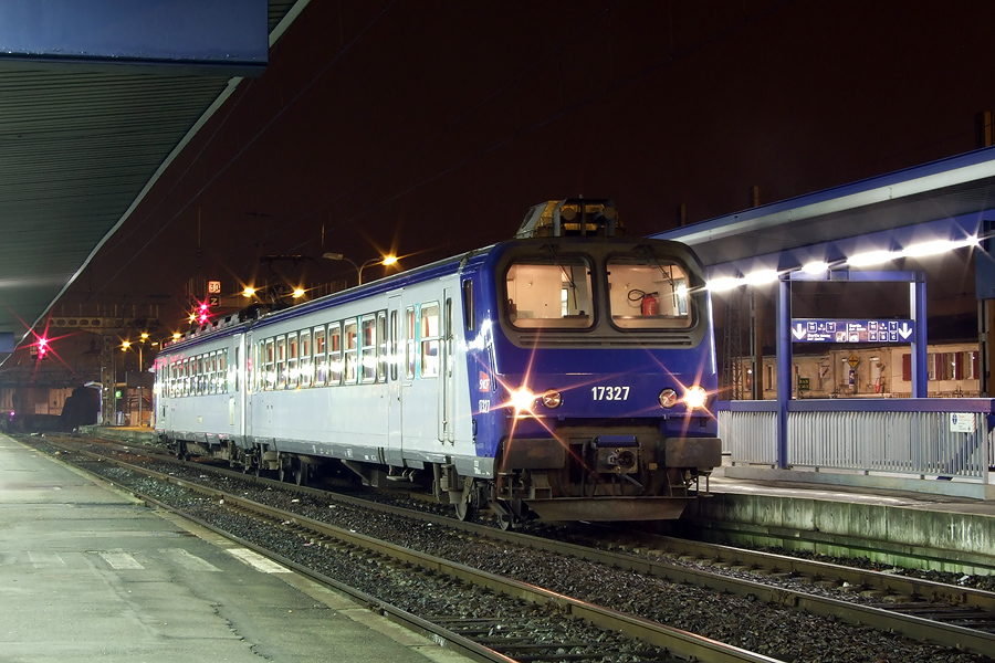 A Bordeaux, Z 7327 le 20.12.2008.jpg